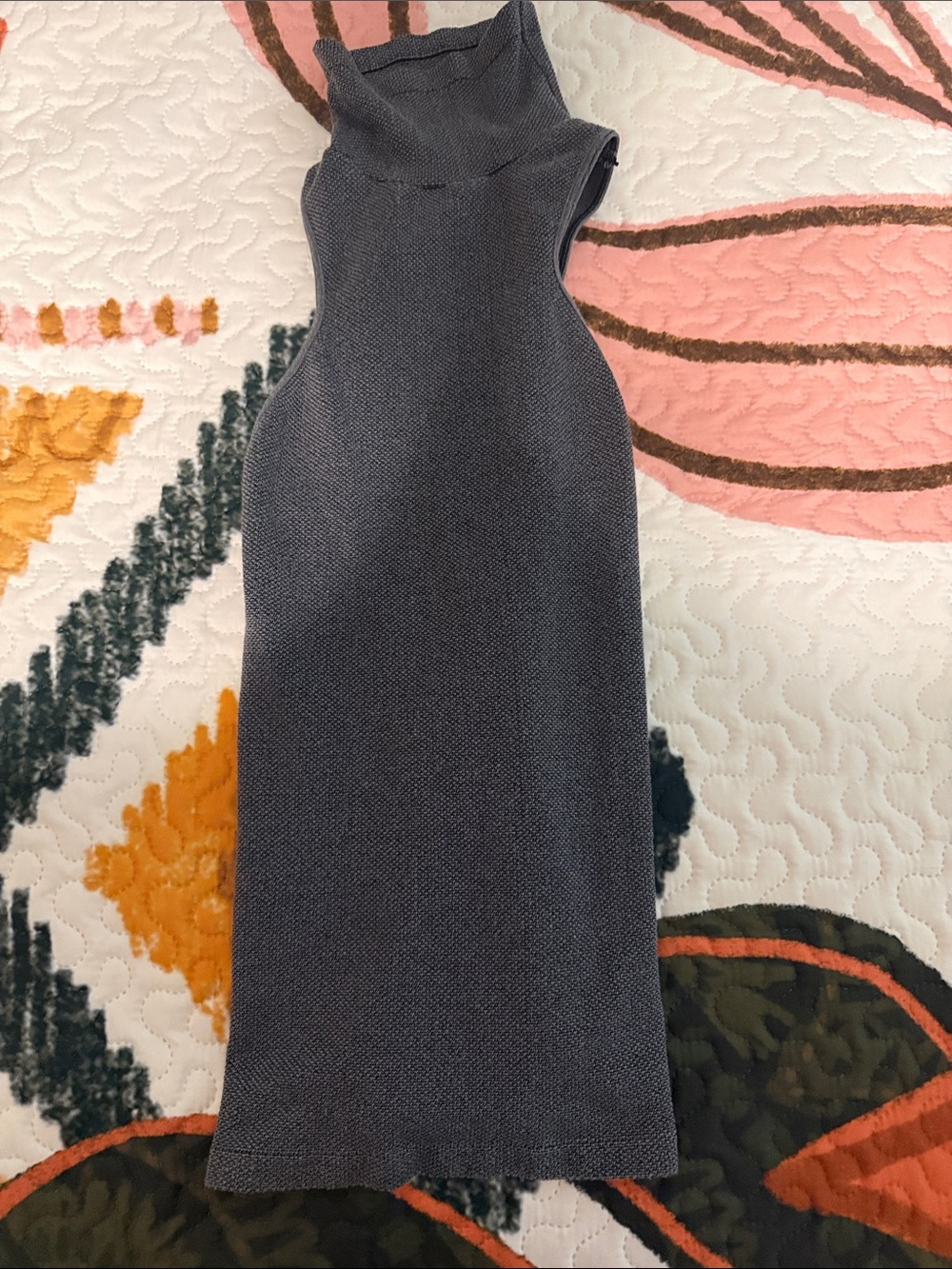 Sleeveless Turtleneck Knit Top- Charcoal Gray
